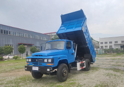 東風(fēng)4×2尖頭自卸車 116馬力可承載3.2噸貨物翻斗車