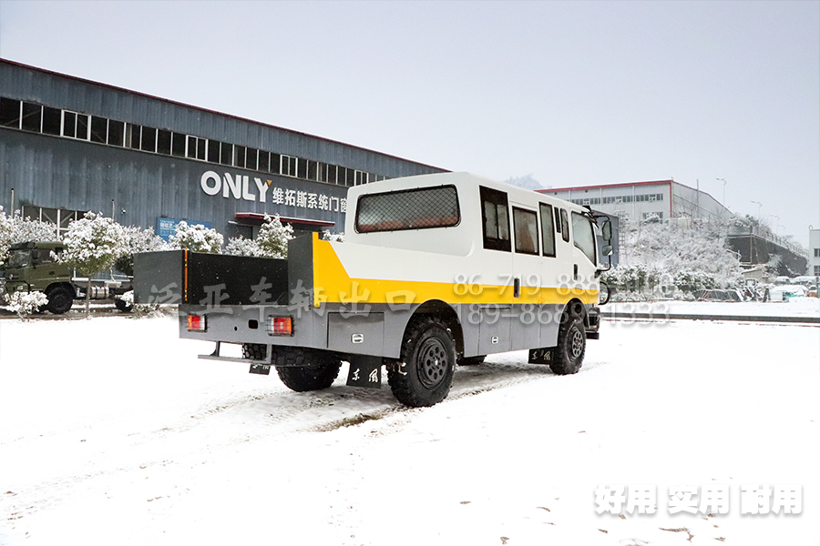 <strong> 如何預(yù)防4X4越野工程救援車，工程特種車，電力搶修車輪胎爆胎</strong>
