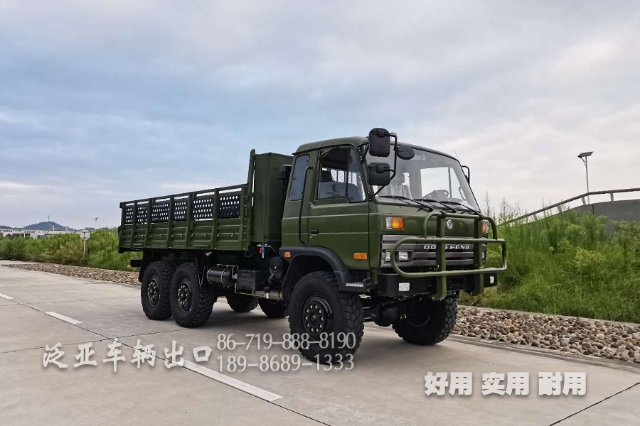 <strong>東風(fēng)EQ2102六驅(qū)246軍車平頭越野卡車電路全車無(wú)電的原因及排除</strong>