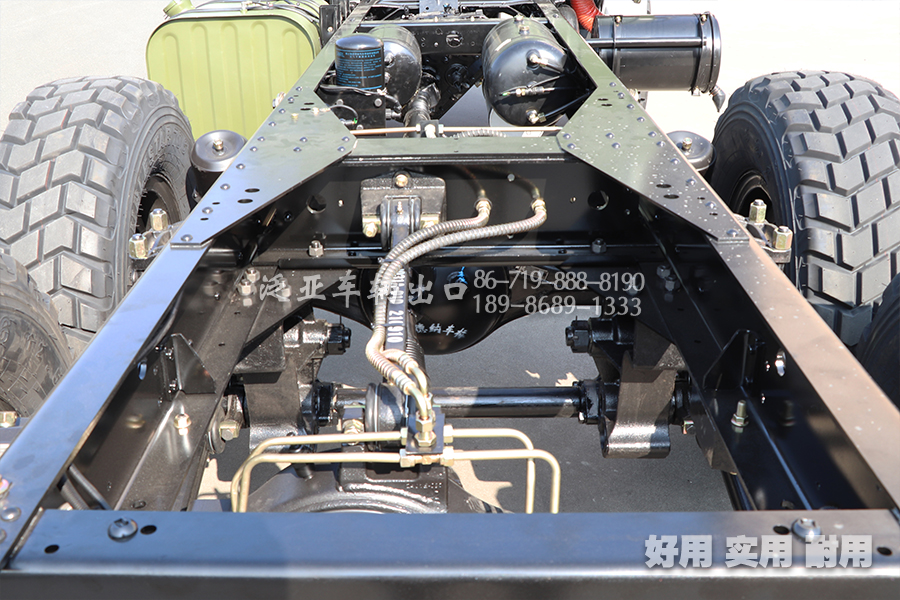 東風(fēng)六驅(qū),東風(fēng)6x6,東風(fēng)6驅(qū),東風(fēng)EQ2100,東風(fēng)245,東風(fēng)越野車,東風(fēng)自卸車,東風(fēng)6驅(qū)自卸車,東風(fēng)6x6自卸車,東風(fēng)尖頭自卸車,東風(fēng)六驅(qū)尖頭卡車,
東風(fēng)卡車,東風(fēng)專用車,東風(fēng)特種車,東風(fēng)卡車出口,東風(fēng)六驅(qū)配置,東風(fēng)六驅(qū)參數(shù),