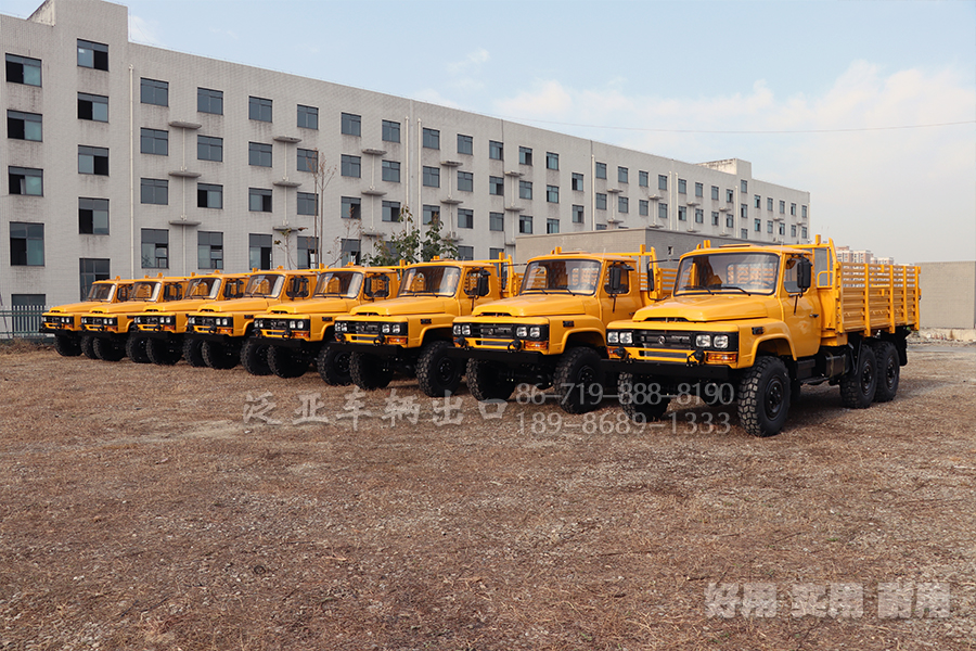 東風越野車,東風四驅(qū),六驅(qū)東風運兵車,東風4X4,東風6x6,越野專用車,東風專用車,東風運兵車,東風越野車,東風6驅(qū)卡車,東風4驅(qū)卡車,東風四驅(qū),東風六驅(qū),