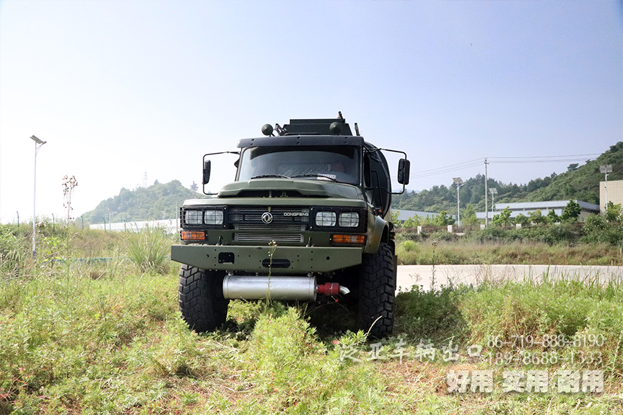 EQ2100出口,東風(fēng)六驅(qū)出口,東風(fēng)EQ2100,東風(fēng)越野車出口,右舵六驅(qū)越野車,右舵六驅(qū)出口,加運(yùn)油車出口,東風(fēng)右舵越野車,東風(fēng)右舵加運(yùn)油車,東風(fēng)EQ2100出口