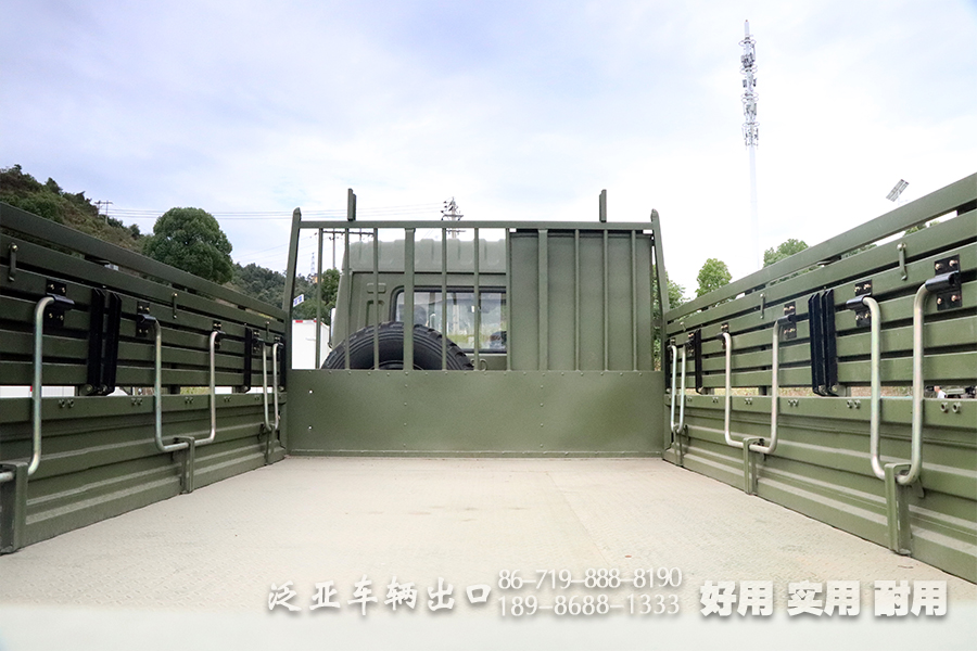 東風(fēng)天錦卡車,6×6天錦越野車,六驅(qū)天錦運(yùn)兵車,東風(fēng)2102越野運(yùn)兵車,東風(fēng)軍車報(bào)價(jià),六驅(qū)東風(fēng)天錦載貨車,190馬力東風(fēng)卡車,EQ2102軍用越野卡車,6×6越野客車改裝,東風(fēng)153越野車