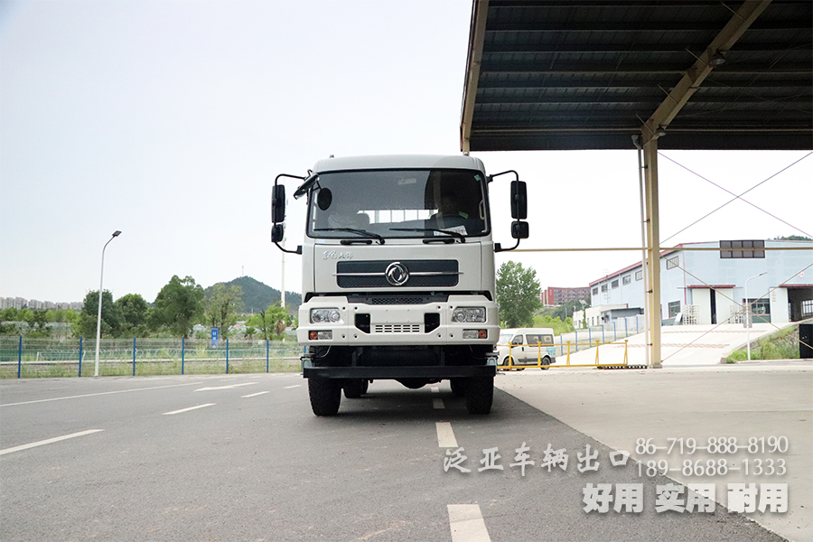 東風(fēng)EQ2100E6D_東風(fēng)六驅(qū)越野卡車_6*6東風(fēng)經(jīng)典長頭貨車_經(jīng)典款東風(fēng)尖頭,3.5噸越野車_東風(fēng)3.5噸運(yùn)兵車_東風(fēng)六驅(qū)eq2100_東風(fēng)長頭貨車_東風(fēng)經(jīng)典卡車
