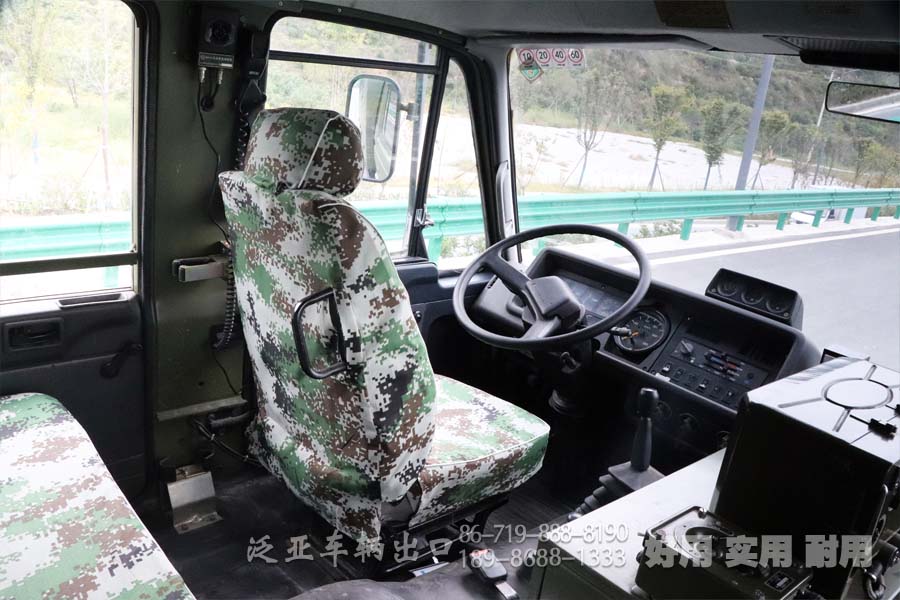 東風(fēng)六驅(qū)越野卡車， 后援保障車，維修保障車，EQ2102,六驅(qū)越野車，東風(fēng)六驅(qū)