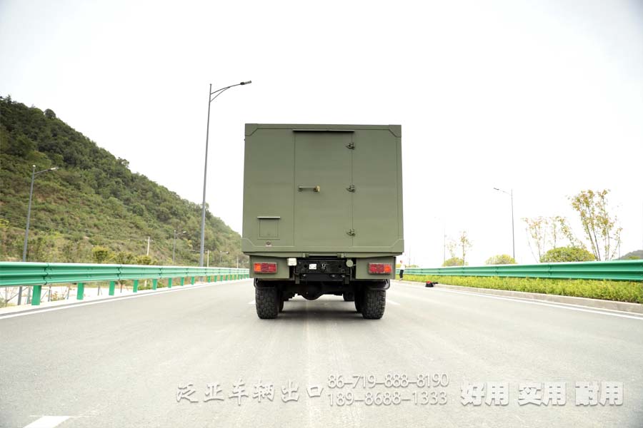 東風六驅越野卡車， 后援保障車，維修保障車，EQ2102,六驅越野車，東風六驅