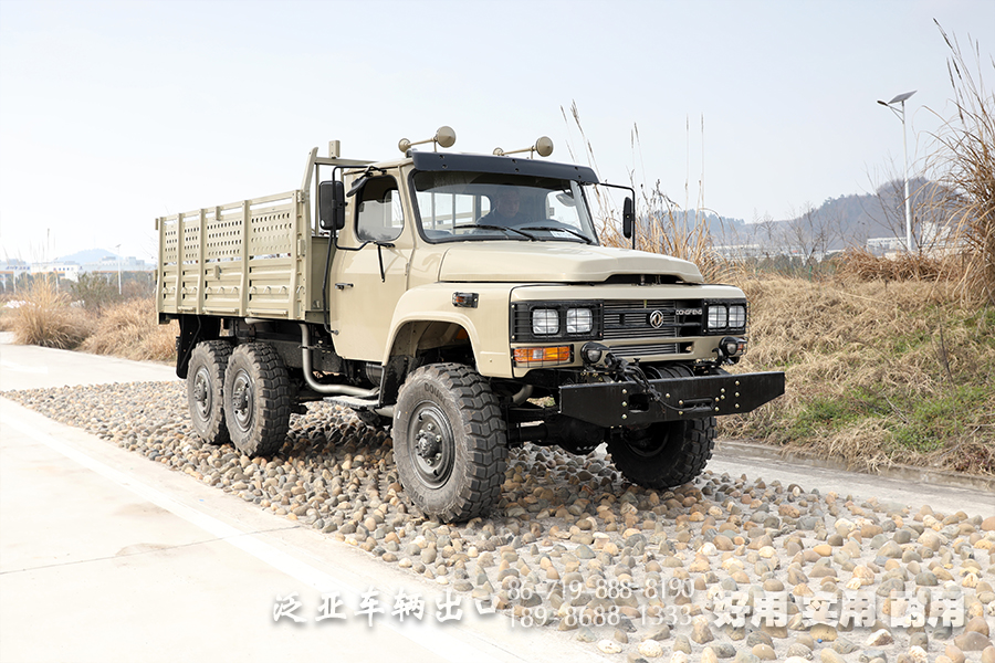 EQ240,東風六驅(qū),越野卡車,6*6長頭,運兵車,長鼻子卡車,出口卡車,越野載貨車,二噸半卡車
