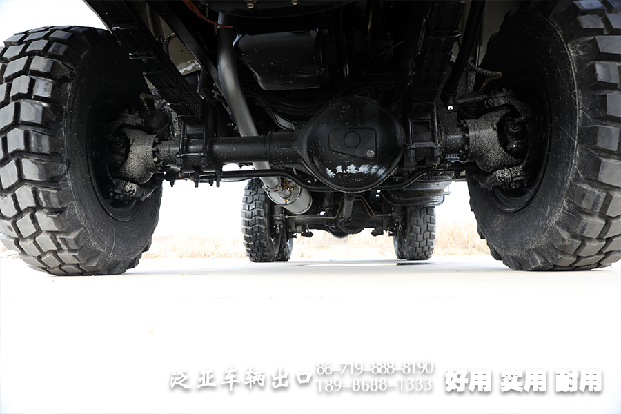 EQ240,東風六驅(qū),越野卡車,6*6長頭,運兵車,長鼻子卡車,出口卡車,越野載貨車,二噸半卡車