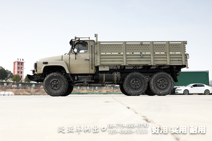 EQ240,東風六驅(qū),越野卡車,6*6長頭,運兵車,長鼻子卡車,出口卡車,越野載貨車,二噸半卡車