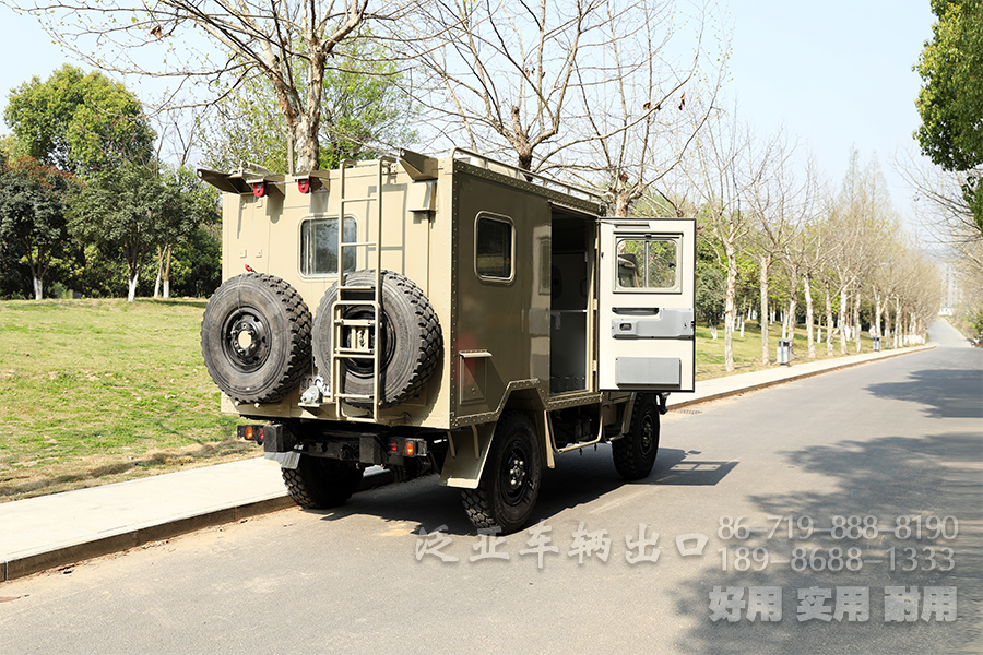 依維柯2046,越野型旅居房車,移動辦公車,房車定制改裝,戶外辦公室