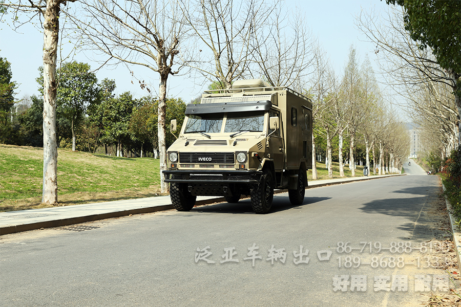 依維柯2046,越野型旅居房車,移動辦公車,房車定制改裝,戶外辦公室
