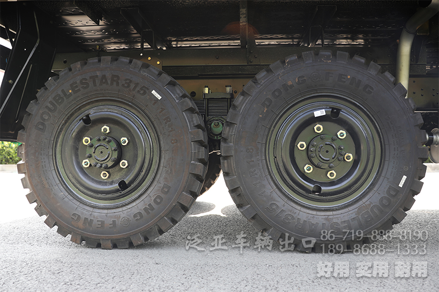 東風(fēng)六驅(qū),六驅(qū)越野卡車(chē),平頭卡車(chē),柴油越野汽車(chē),東風(fēng)6*6卡車(chē),東風(fēng)6*6運(yùn)兵車(chē),東風(fēng)運(yùn)兵車(chē),六驅(qū)運(yùn)兵車(chē),六驅(qū)民用車(chē)出口,卡車(chē)出口