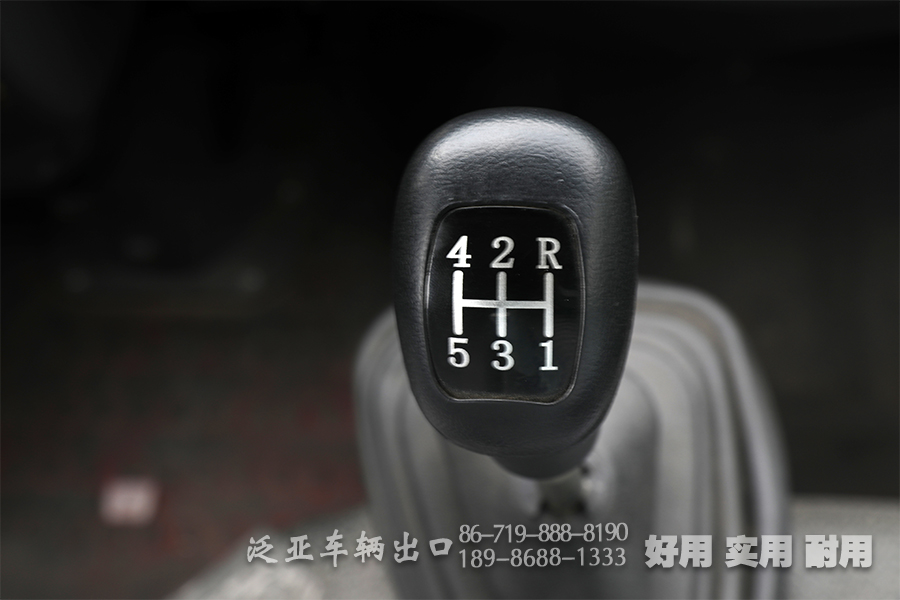 東風(fēng)四驅(qū),東風(fēng)柵欄載貨車,4×4小型柴油倉柵車,全驅(qū)越野專用車,3.8米柵欄載貨車,越野專用車廠家,商用小微卡廠家,四驅(qū)輕型貨車