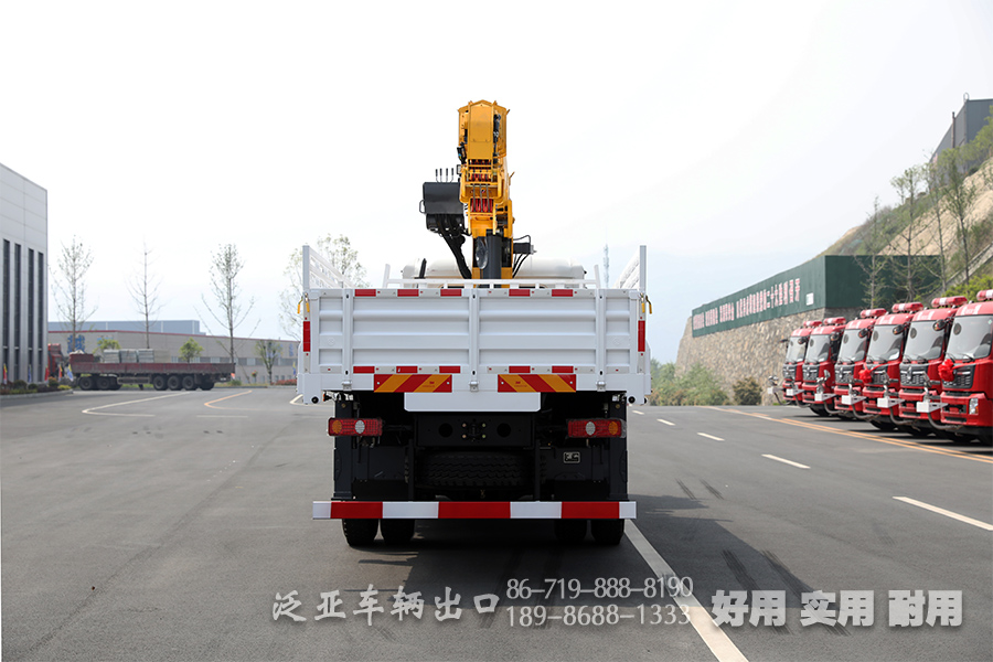 徐工10噸隨車吊,隨車吊改裝廠家,四節(jié)臂直臂吊,東風(fēng)底盤隨車吊,SQ10SK3Q隨車起重運(yùn)輸車,10噸四節(jié)臂吊機(jī)