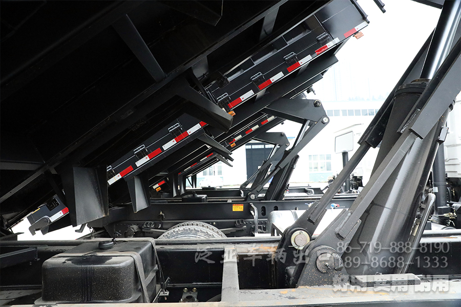 東風(fēng)4*2卡車,天錦自卸車,東風(fēng)天錦報(bào)價(jià),載重5噸自卸車,160馬力自卸車,DFL3120B