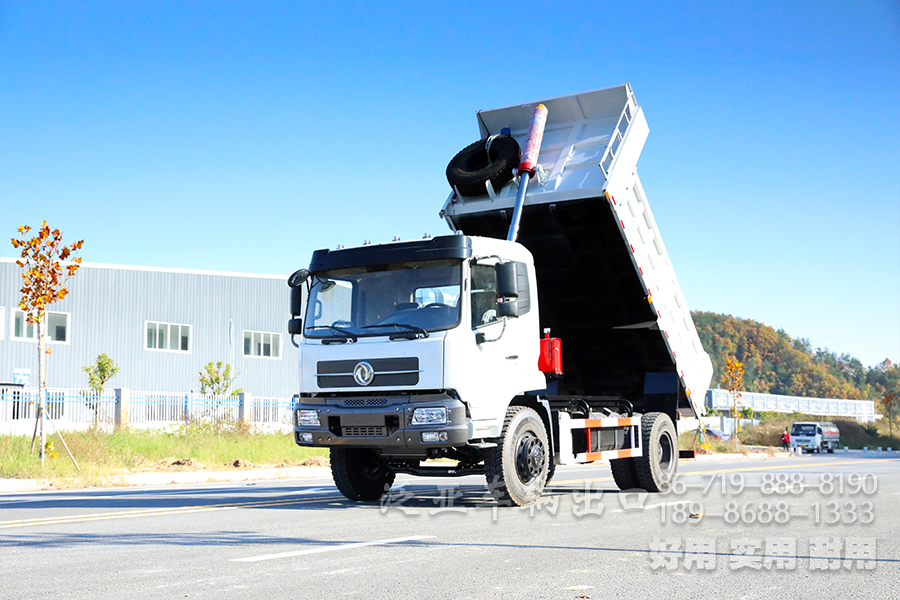 210馬力東風4*2自卸卡車_工地礦區(qū)拉土砂石的自卸車_可載重10噸的公路運輸車