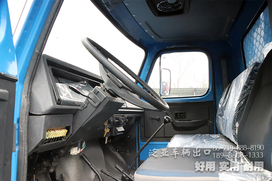 EQ2100自卸汽車,5噸尖頭自卸車,東風(fēng)藍(lán)自卸車,出口車專供,六驅(qū)自卸車,6*6公路運(yùn)輸車