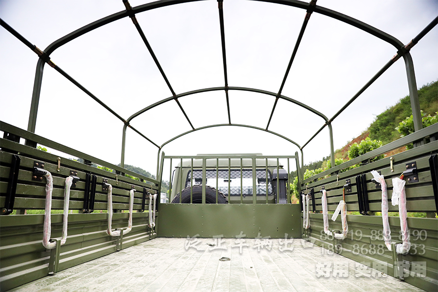 6*6運(yùn)兵車,EQ2102N,雙排越野卡車,東風(fēng)153雙排,六驅(qū)卡車配置,東風(fēng)運(yùn)兵車