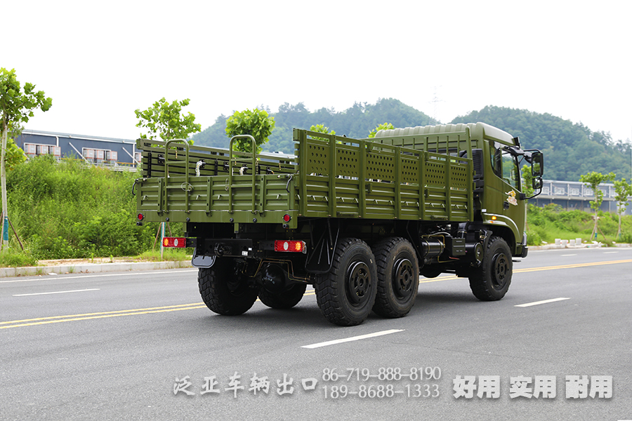 東風(fēng)6×6,越野卡車廠家,專用卡車廠家,升級(jí)款貨車,EQ2102載貨車,東風(fēng)六驅(qū),六驅(qū)EQ2102,190馬力貨車,平頭貨車定制
