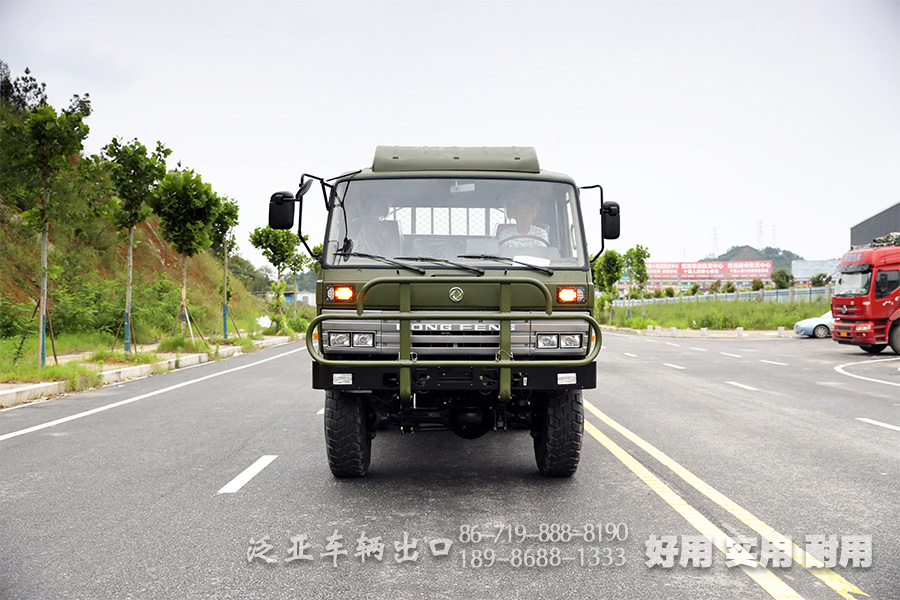 全驅(qū)運(yùn)兵車,6*6運(yùn)兵車,東風(fēng)EQ2102N,雙排越野卡車,東風(fēng)153雙排卡車,六驅(qū)卡車配置,東風(fēng)運(yùn)兵車,EQ246運(yùn)兵車