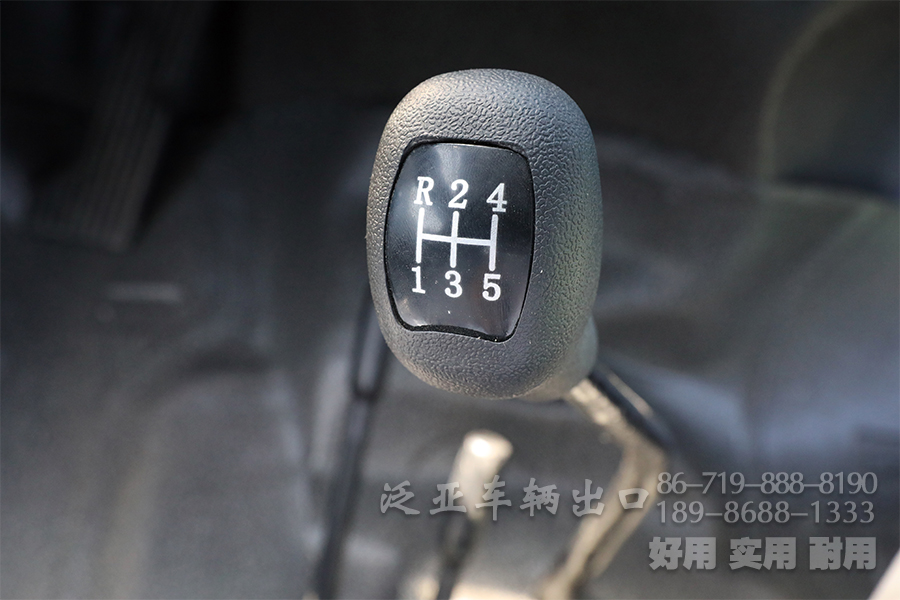 東風六驅經典款EQ2082越野底盤,EQ240,東風藍卡車,尖頭卡車,出口長頭底盤,經典越野卡車