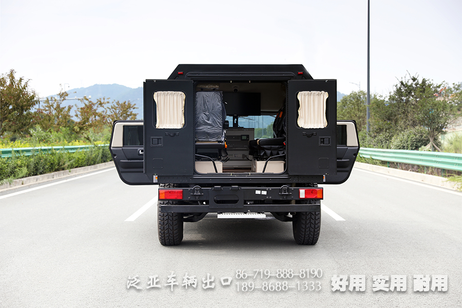 <strong>4*4猛士M50巡邏車：性能、配置及市場(chǎng)分析</strong>