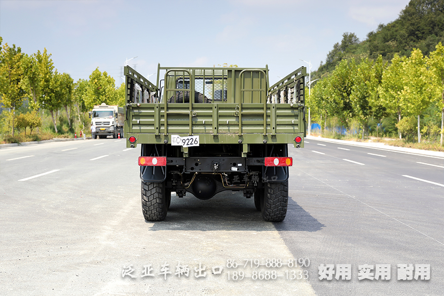 六驅越野車,EQ2102G平頭,六驅越野卡車,東風EQ2102G三噸半,東風EQ2102,六驅越野卡車,全驅越野貨車,東風6X6全驅卡車