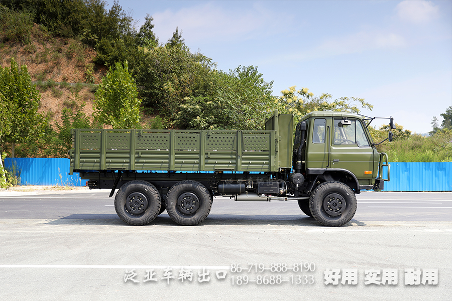 六驅越野車,EQ2102G平頭,六驅越野卡車,東風EQ2102G三噸半,東風EQ2102,六驅越野卡車,全驅越野貨車,東風6X6全驅卡車""