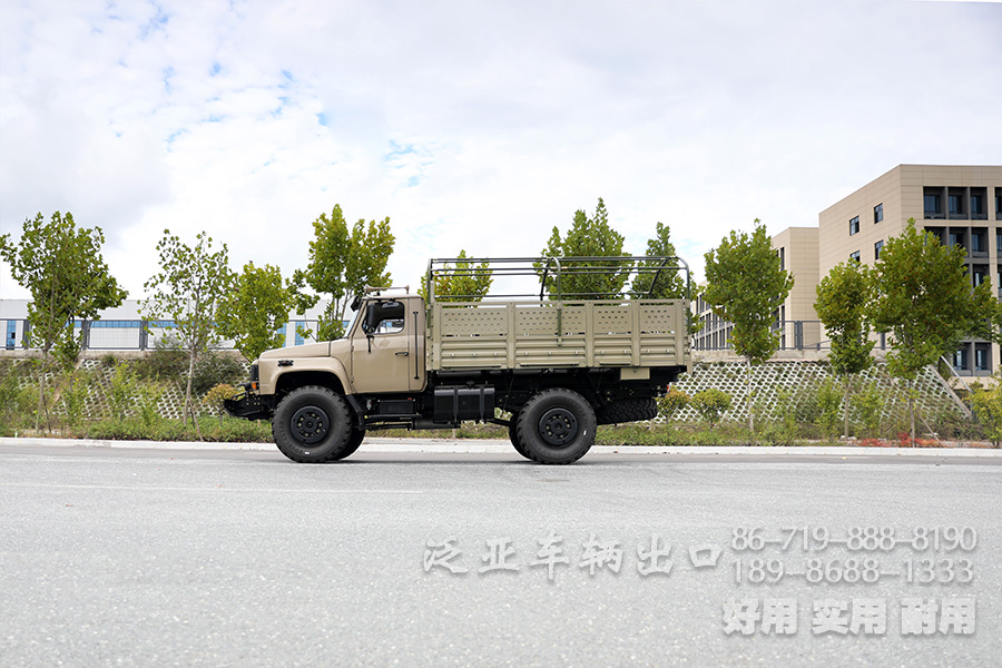東風(fēng)4x4,東風(fēng)尖頭卡車,東風(fēng)越野卡車,東風(fēng)四驅(qū),EQ240,尖頭駕駛室,東風(fēng)四驅(qū)改裝,定制化卡車出口,全驅(qū)卡車廠家