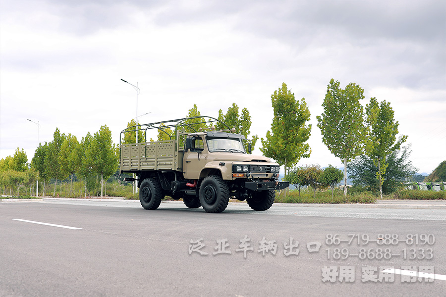 東風(fēng)4x4,東風(fēng)尖頭卡車,東風(fēng)越野卡車,東風(fēng)四驅(qū),EQ240,尖頭駕駛室,東風(fēng)四驅(qū)改裝,定制化卡車出口,全驅(qū)卡車廠家