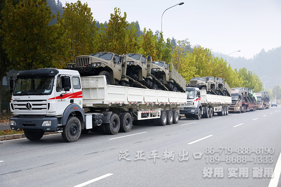 <strong>公司批量東風(fēng)EQ2082全驅(qū)240越野卡車出口非洲托運(yùn)交付</strong>