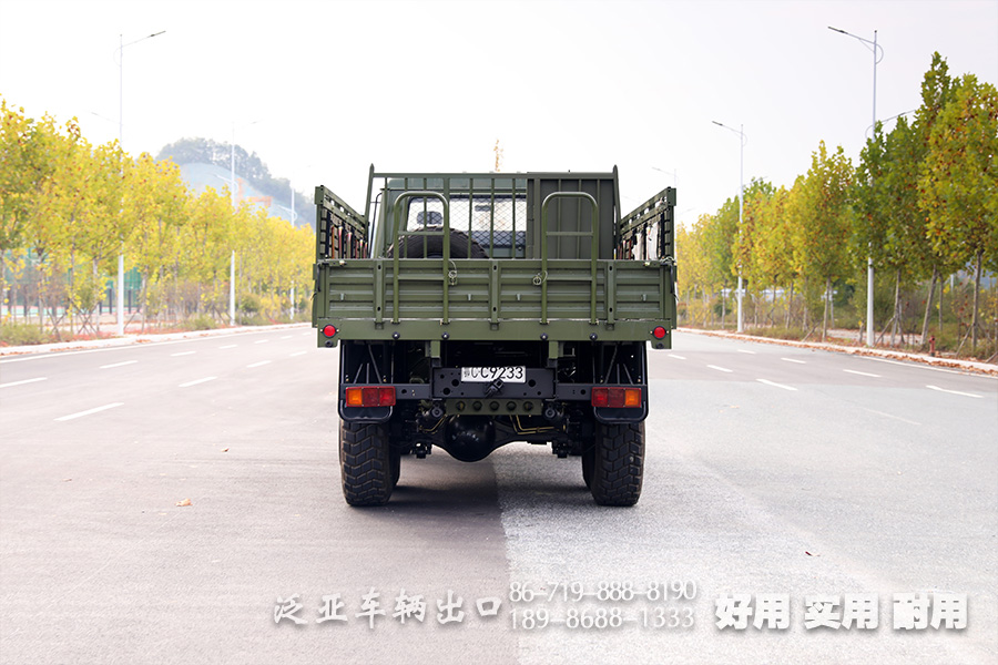 東風(fēng)越野卡車,雙排卡車銷售,3.5噸越野卡車,EQ2102運(yùn)兵車,東風(fēng)四驅(qū)六驅(qū)卡車,東風(fēng)卡車出口