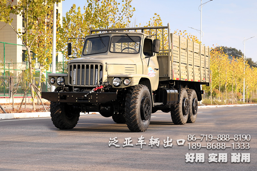 東風(fēng)六驅(qū)加高貨箱版210馬力越野卡車_東風(fēng)定制長頭245越野運輸車_東風(fēng)EQ2100全驅(qū)越野專用車
