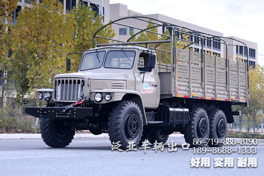 東風(fēng)六驅(qū)210馬力帶篷桿越野卡車_東風(fēng)定制長頭245越野貨車_東風(fēng)EQ2100全驅(qū)越野專用車