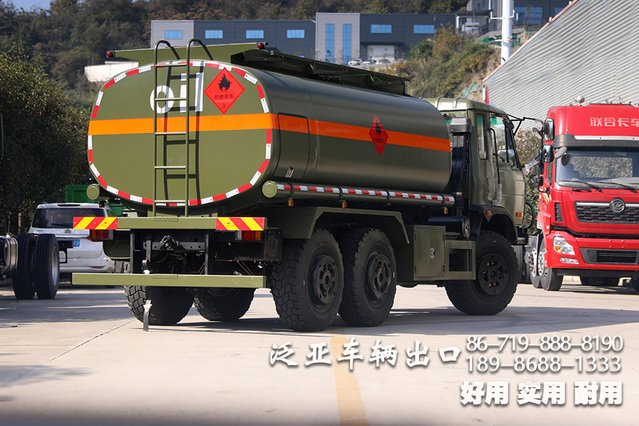 越野加油車、東風六驅(qū)、越野油罐車、EQ2102N、東風加油車