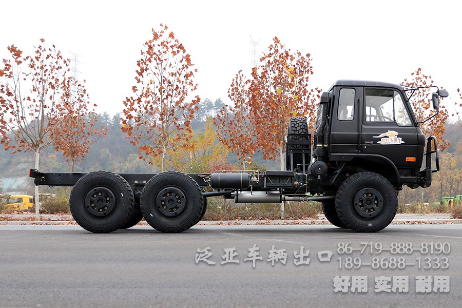 東風(fēng)六驅(qū)一排半駕駛室,EQ2102N,越野底盤,專用車底盤,東風(fēng)6*6,東風(fēng)平頭底盤,153雙排駕駛室,軍車底盤,153雙排底盤