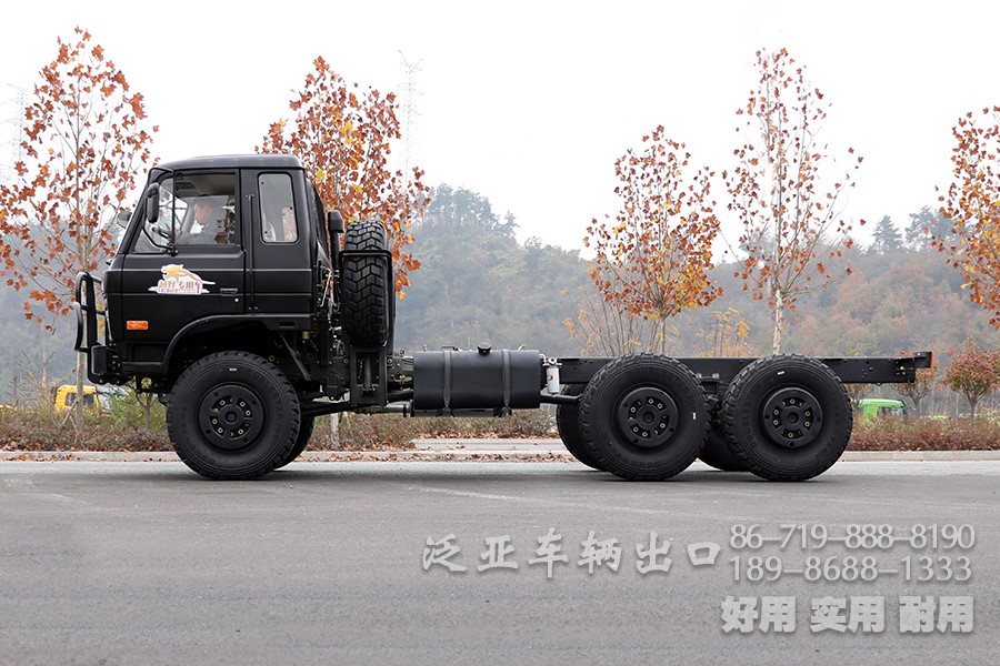 東風(fēng)六驅(qū)一排半駕駛室,EQ2102N,越野底盤,專用車底盤,東風(fēng)6*6,東風(fēng)平頭底盤,153雙排駕駛室,軍車底盤,153雙排底盤