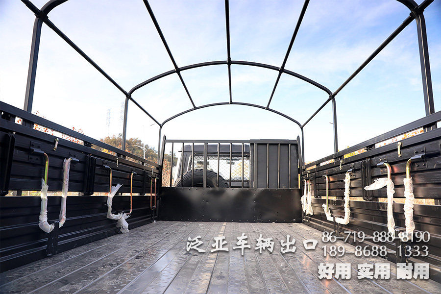  東風六驅(qū)一排半駕駛室,EQ2102N,越野底盤,專用車底盤,東風6*6,東風平頭底盤,153雙排駕駛室,軍車底盤,153雙排底盤