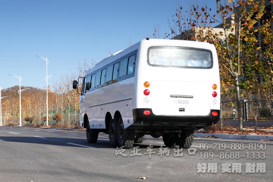 東風六驅(qū)客車，越野客車，東風全驅(qū)、東風巴士、村村通