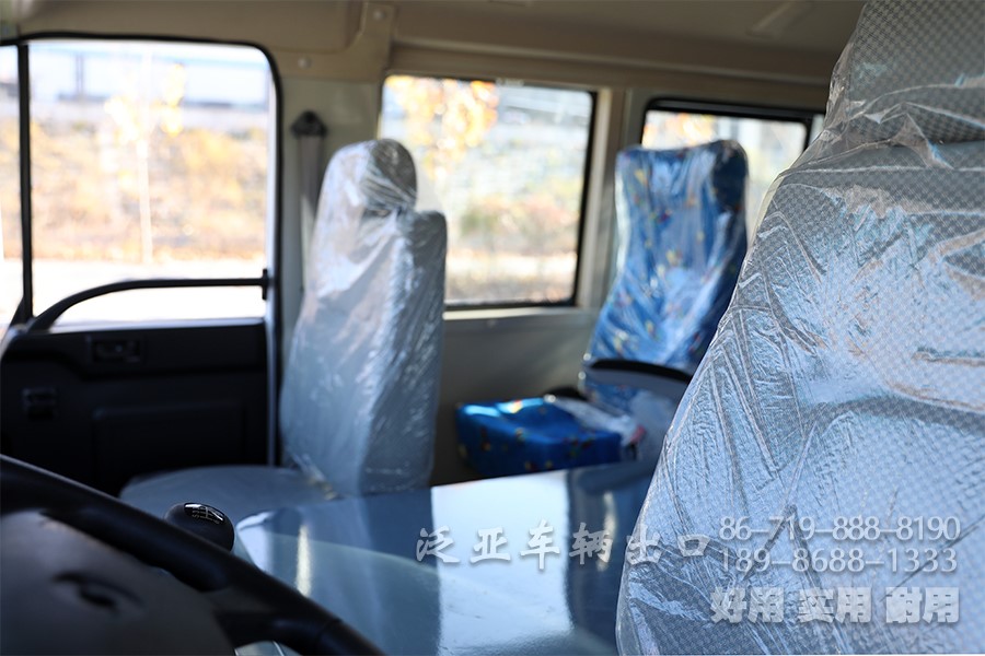 東風六驅(qū)客車，越野客車，東風全驅(qū)、東風巴士、村村通