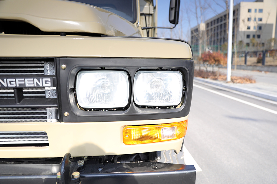 東風四驅，東風4x4，東風四驅尖頭大玻璃越野卡車底盤，東風四驅底盤出口，東風底盤出口廠家