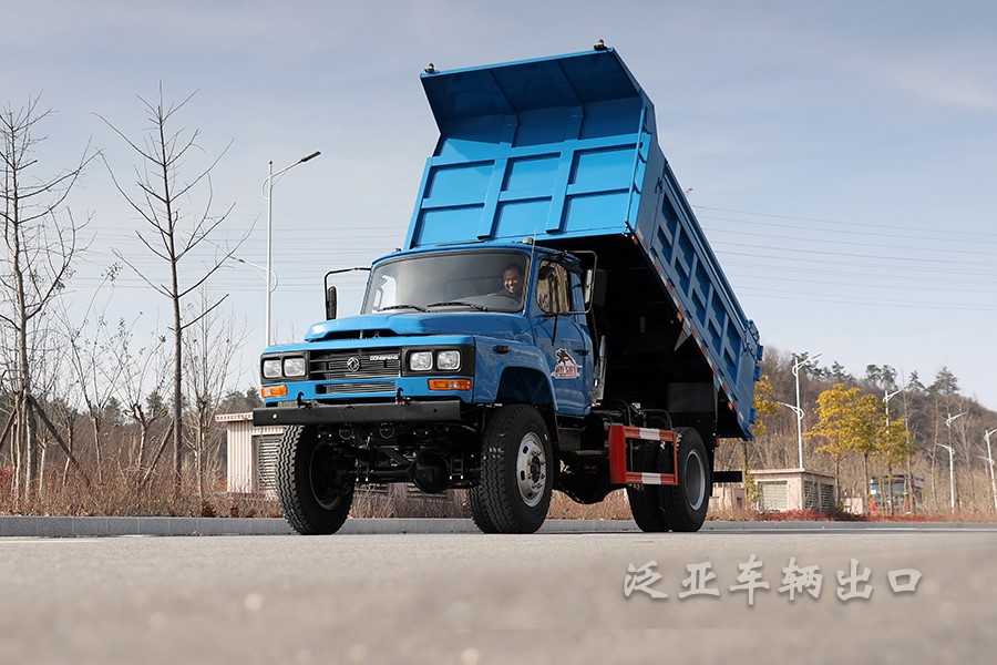 東風四驅(qū)190馬力4x4藍色經(jīng)典款越野自卸車、越野專用車、工地專用車輛