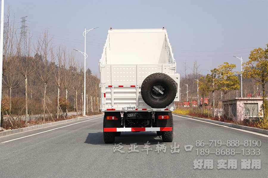 東風(fēng)13噸自卸車，四驅(qū)自卸卡車，4x4自卸車，貨箱加高型自卸車，越野自卸卡車，兩橋礦用自卸車，自卸車出口，自卸車銷售