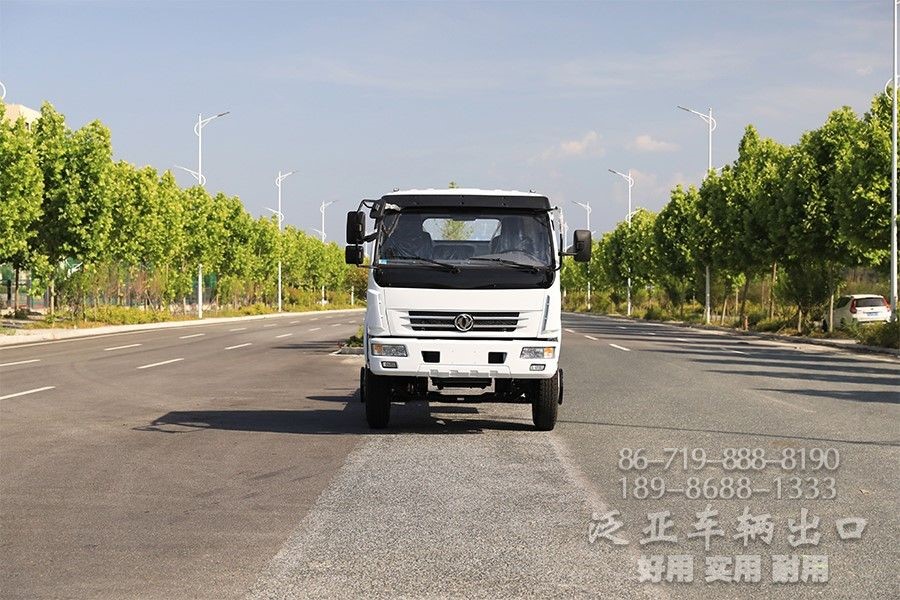 <strong>東風(fēng)4x2吸污車8檔專用車底盤介紹</strong>