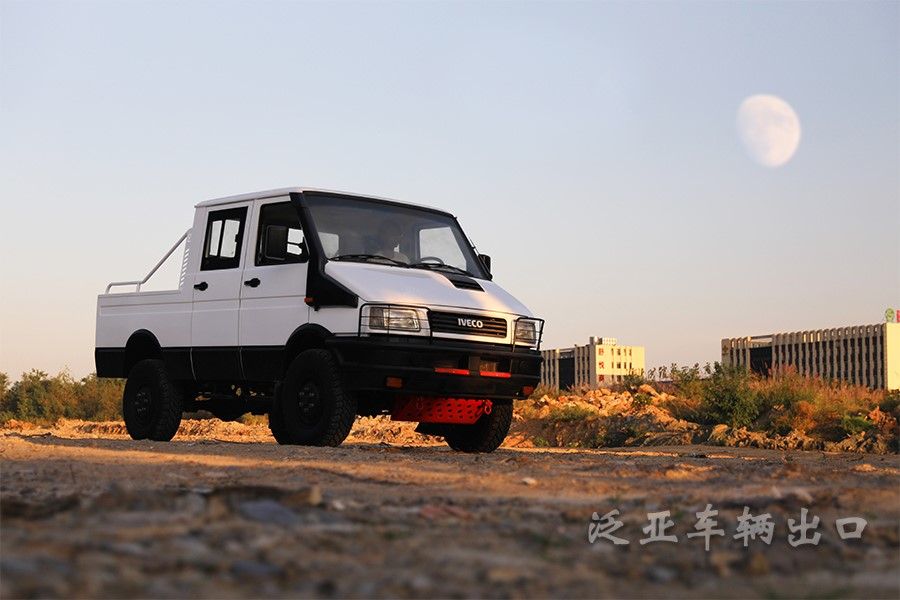 <strong>小型越野卡車，戶外越野不二選擇</strong>